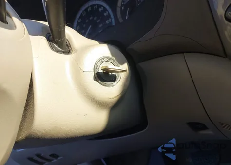 2010 Toyota Sienna Ce z USA, uszkodzony, nr VIN 5TDKK4CC4AS331534